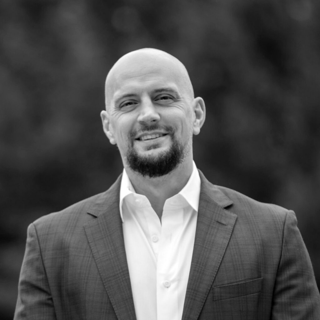 Thiago Pereira of VIBE Construction Group