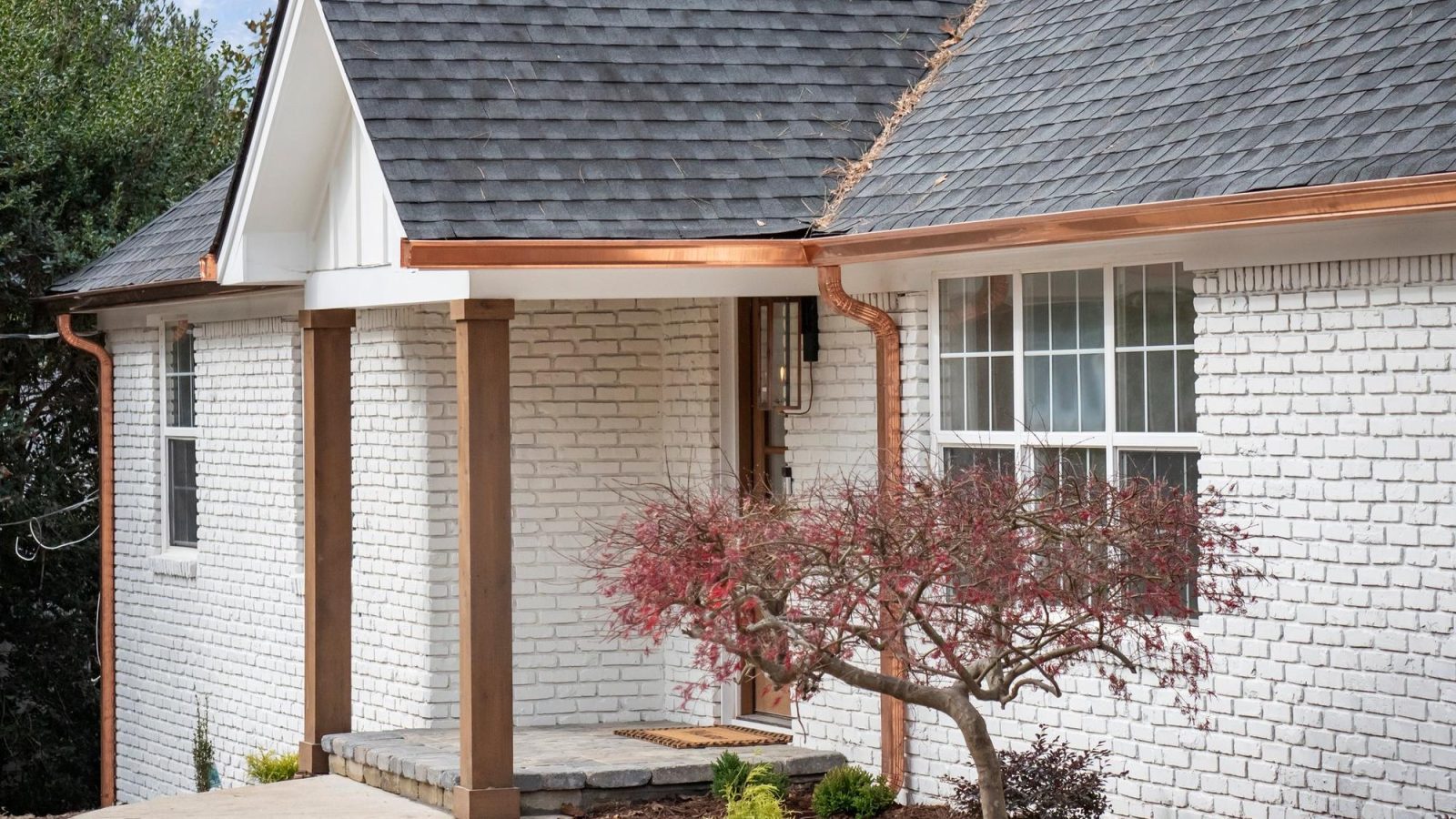 Entry detail of a whole-home renovation by VIBE Luxury Homes in Amberidge, Atlanta